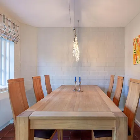 Haus Strandruhe بيت للعطل *